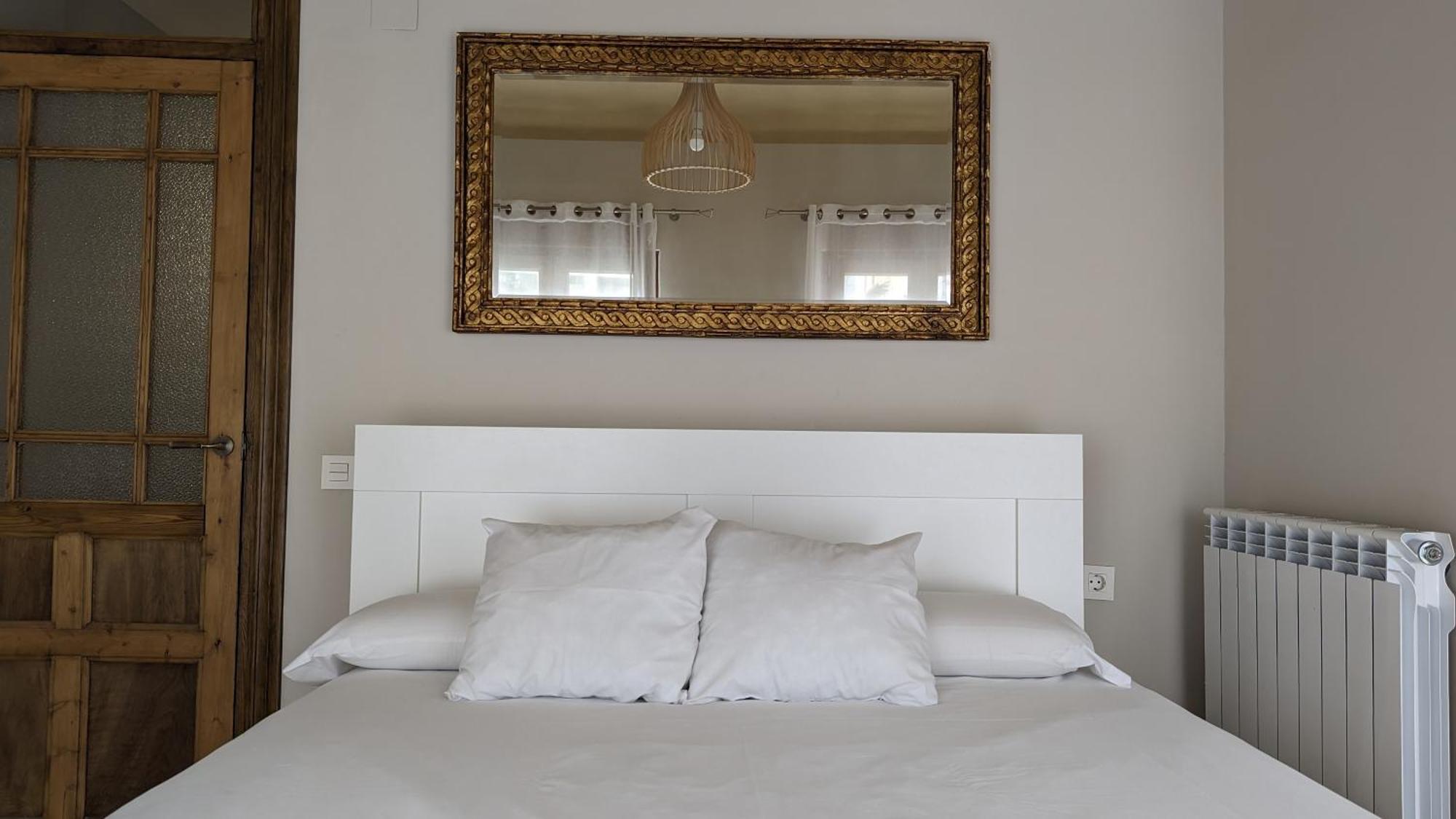 Apartamento Abside De San Juan II Estella Exteriör bild